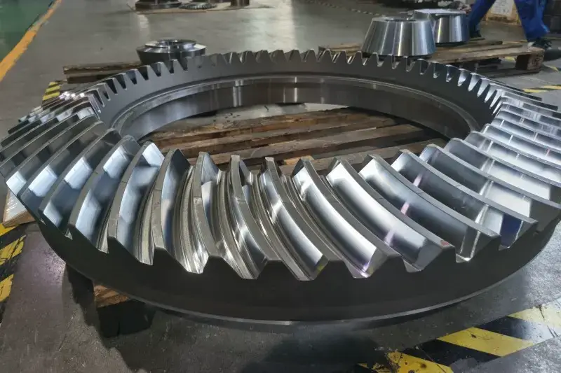 Spiral bevel gear-1
